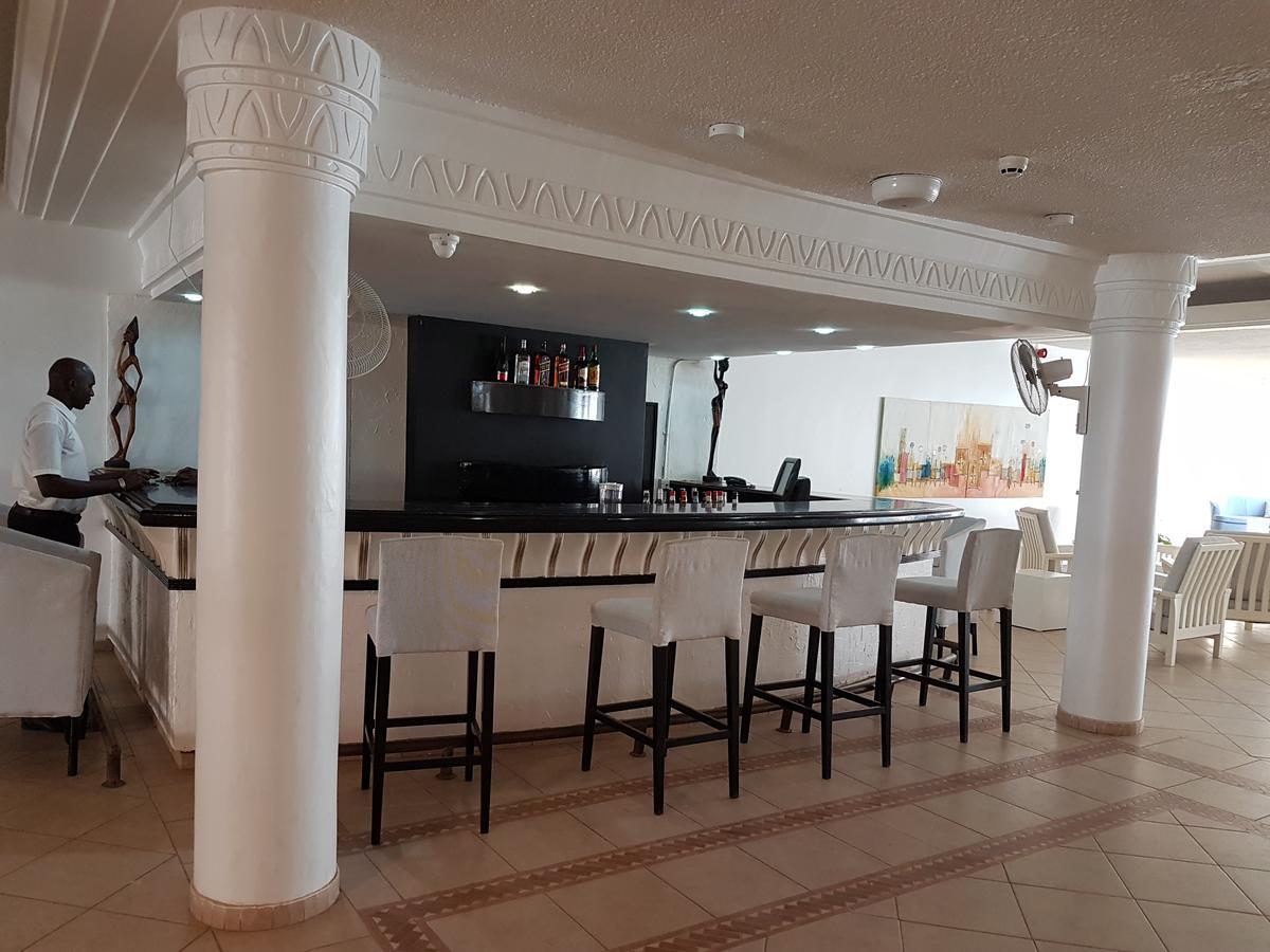 Laico Atlantic Hotel Banjul Exteriör bild